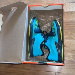KD7 Nike size 13c youth shoes.